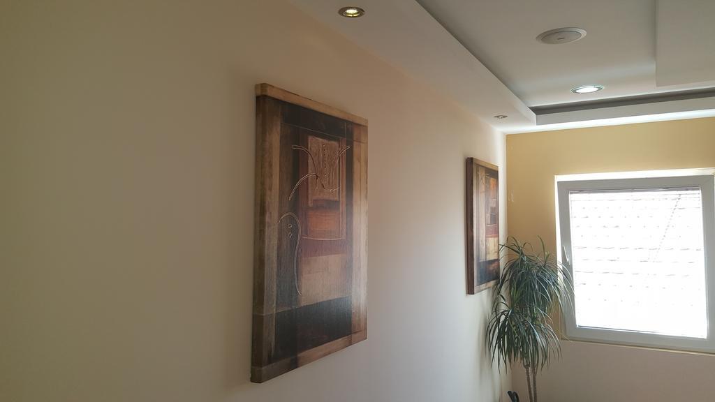 Garni Hotel Contact Belgrad Exterior foto