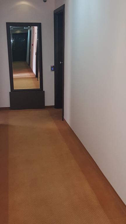 Garni Hotel Contact Belgrad Exterior foto