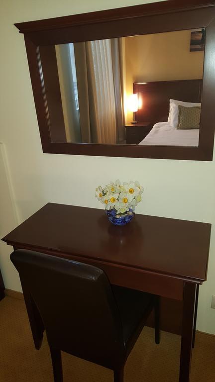 Garni Hotel Contact Belgrad Exterior foto