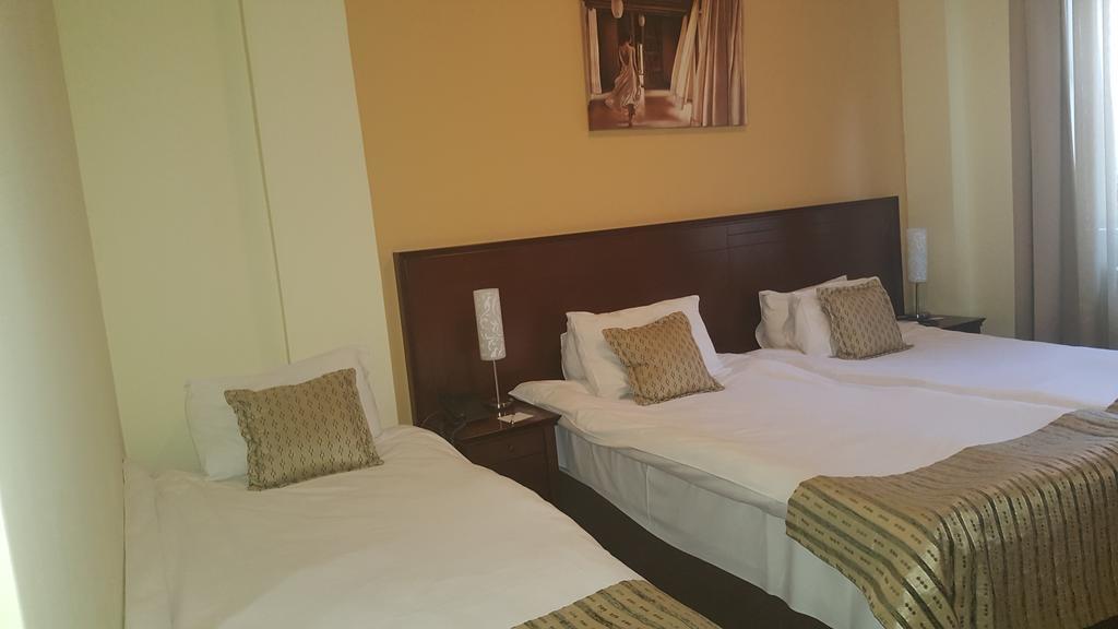 Garni Hotel Contact Belgrad Exterior foto