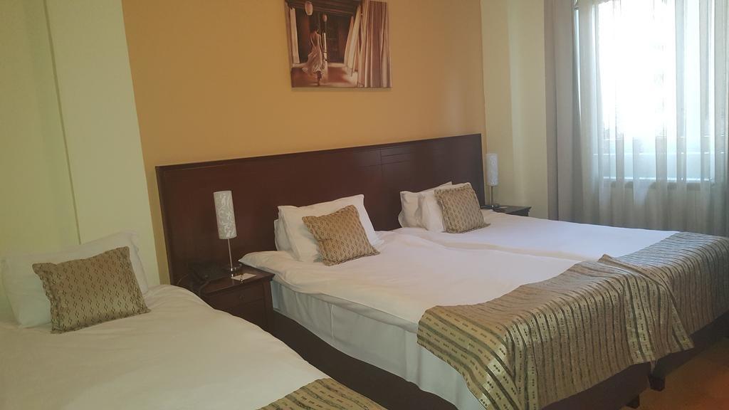 Garni Hotel Contact Belgrad Exterior foto